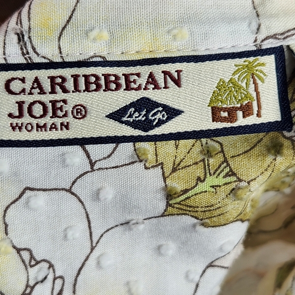 Caribbean Joe White & Multi Swiss Dot Floral V Neck Button Down Top Size 1X - Picture 6 of 8